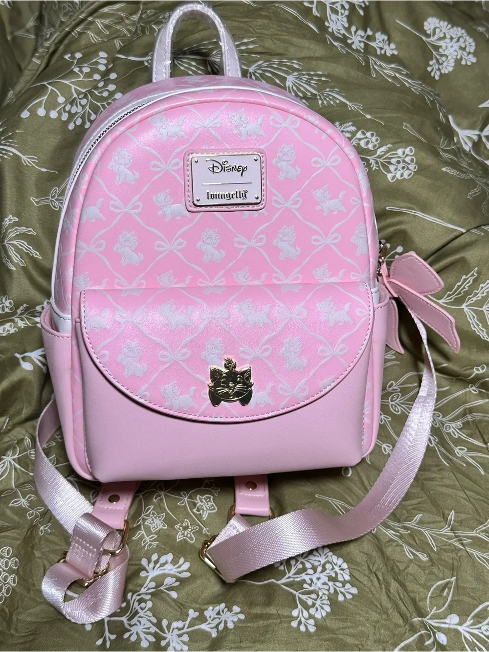 NWTs Loungefly Disney The Aristocrats Marie Bows Allover Print - BL Exclusive